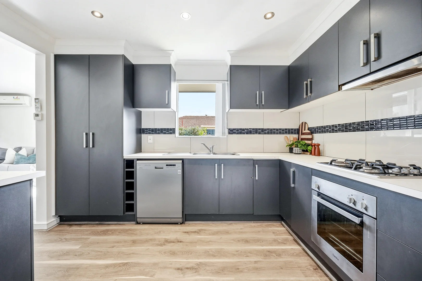 Additional image 9 of 1/50 Laurel Avenue, Doveton VIC 3177