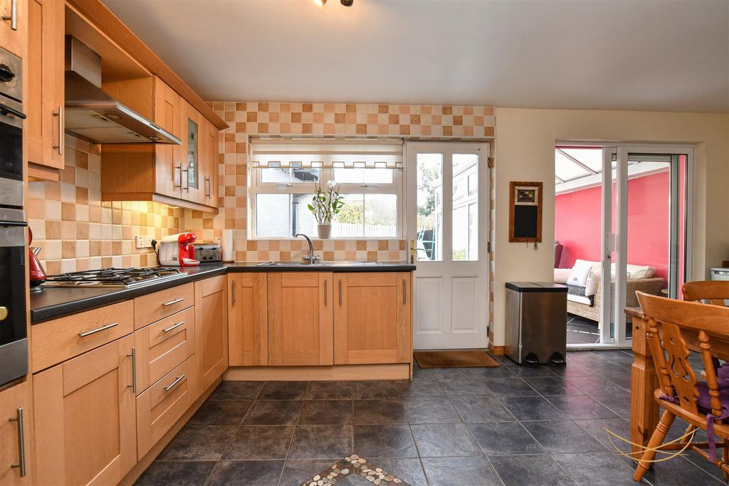Additional image 14 of 3 bed semi-detached house for saleHuntingdale Crescent, Ballyclare BT39