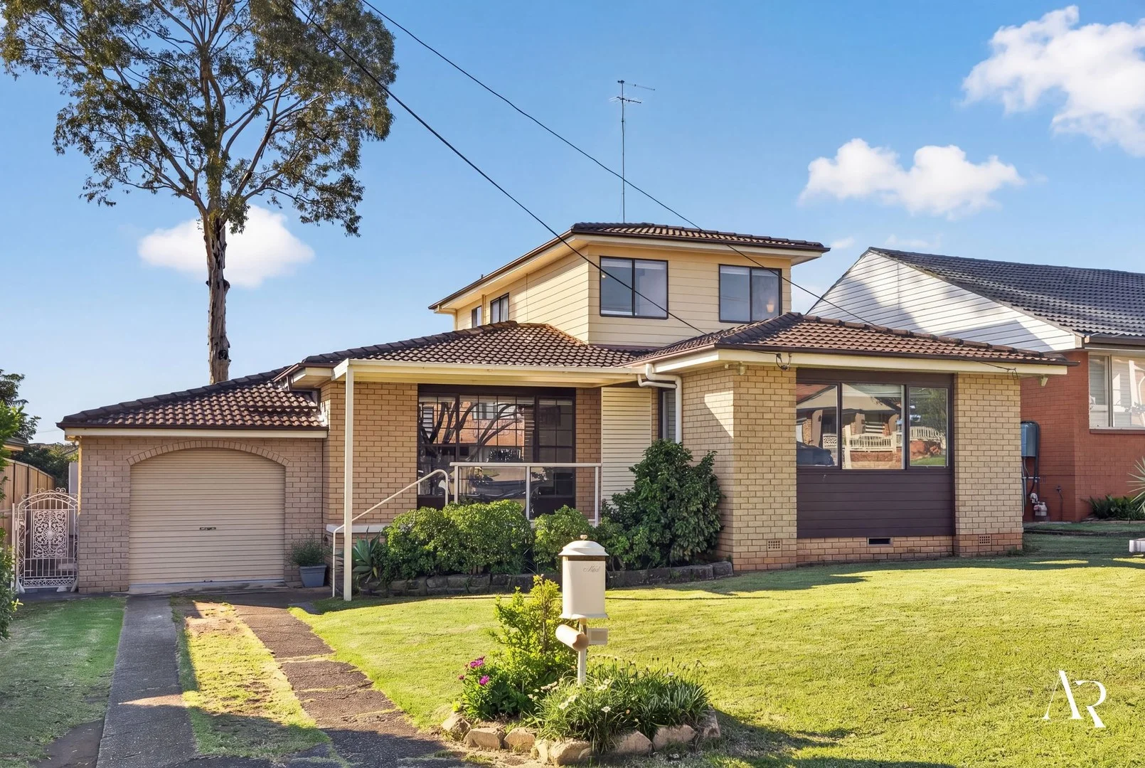 64 Flinders Road, Georges Hall NSW 2198
