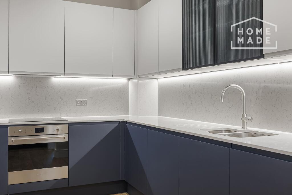 Enclave, Birmingham City, B5 photo 3