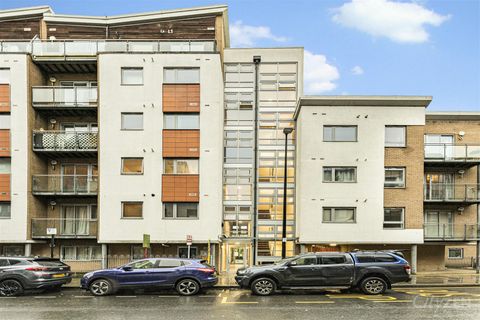 The Cubix Apartments, Bow E3