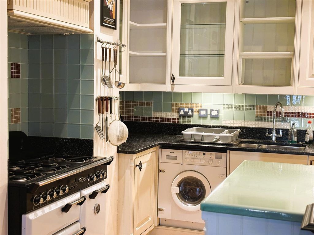 Additional image 6 of 3 bed flat for saleCastle Street, Ludlow SY8