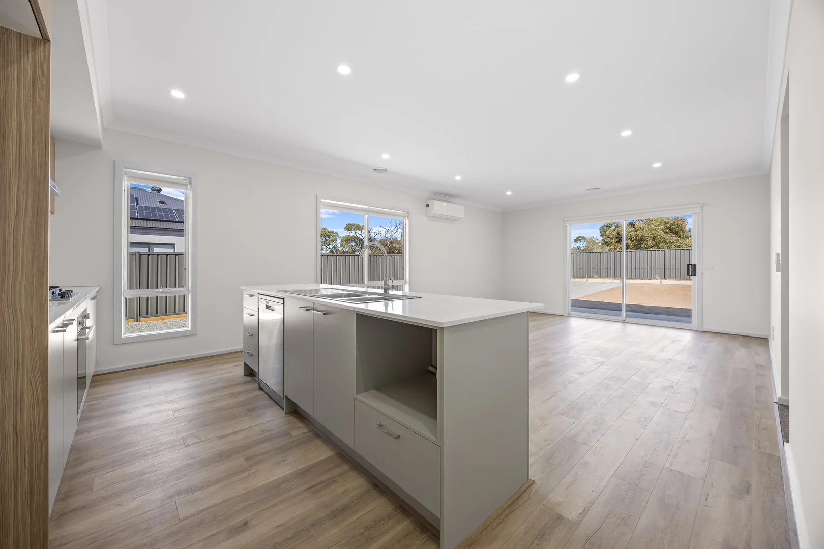 Additional image 3 of 45 Golf Links Road, Ararat VIC 3377