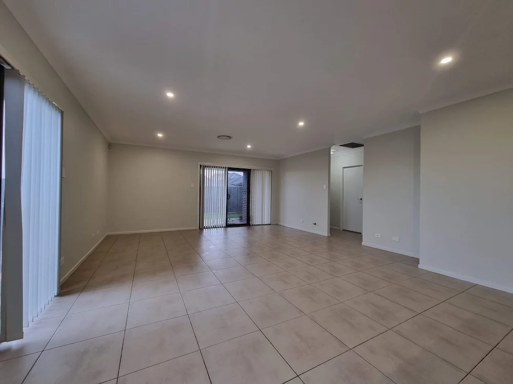 Additional image 10 of 3 Brunton Place, St Helens Park NSW 2560