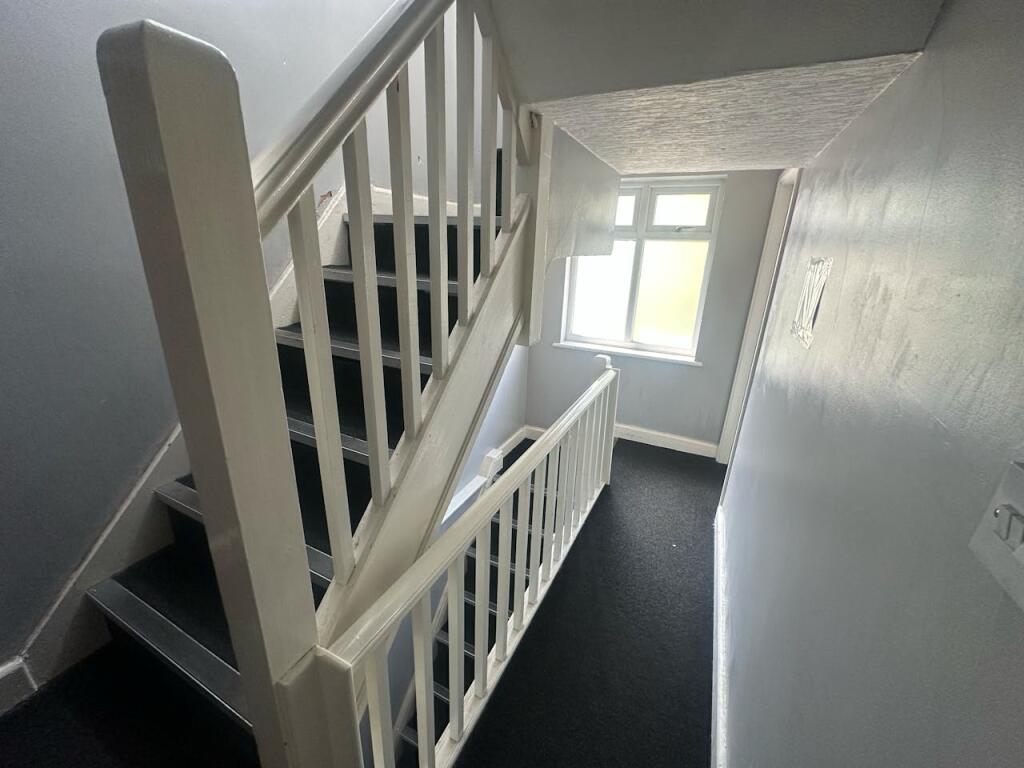 Additional image 6 of First and Second Floor Office, 320 Stratford Road, Shirley, Solihull, B90 3DN