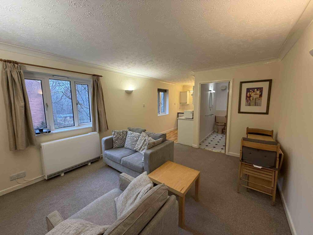 Hamilton Court, Moseley