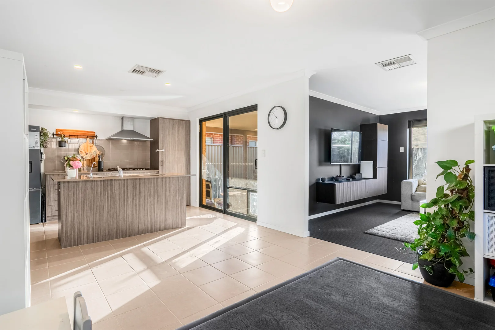 Additional image 5 of 8 Addis Way, Wandi WA 6167