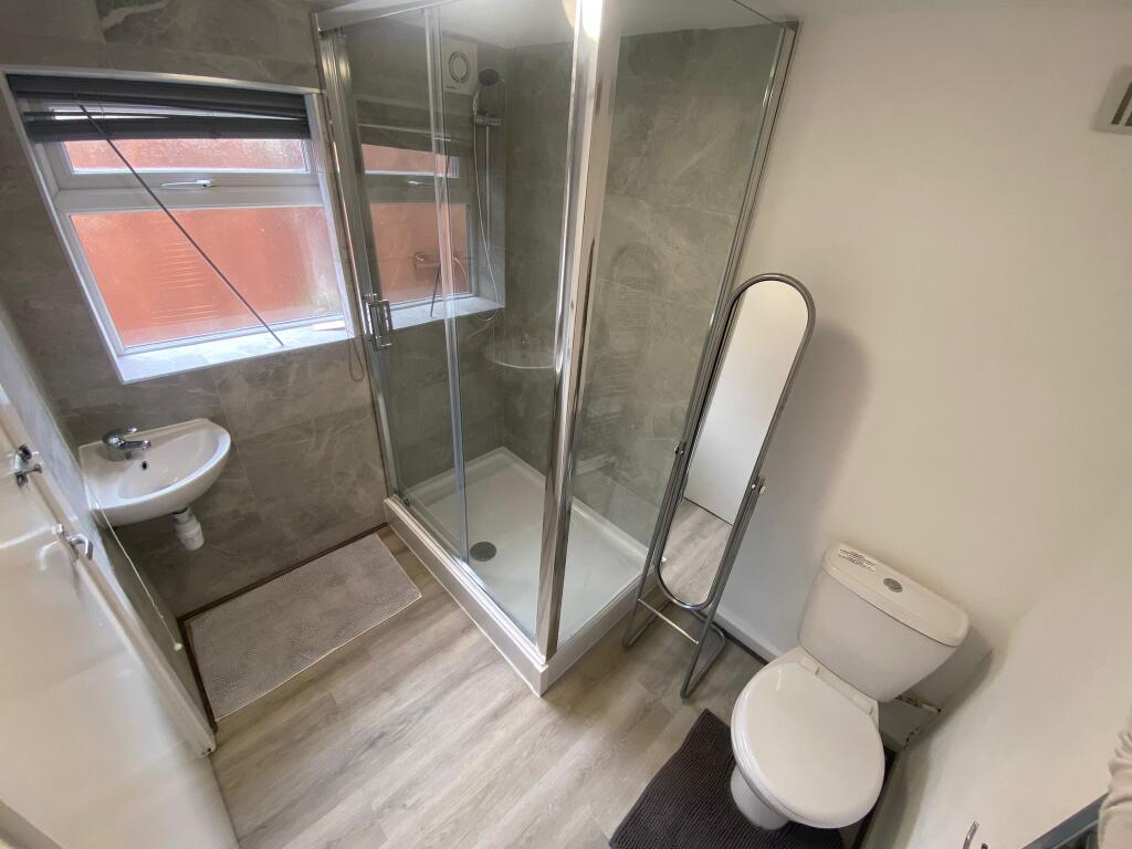 Additional image 4 of Mostyn Road - 4 bed, Edgbaston, West Midlands, B16