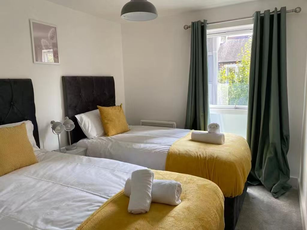 2 bed flat for saleSpringfield Road, Cambridge CB4 photo 4