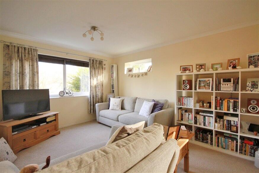 Lower Luton Road, Harpenden, AL5 photo 2