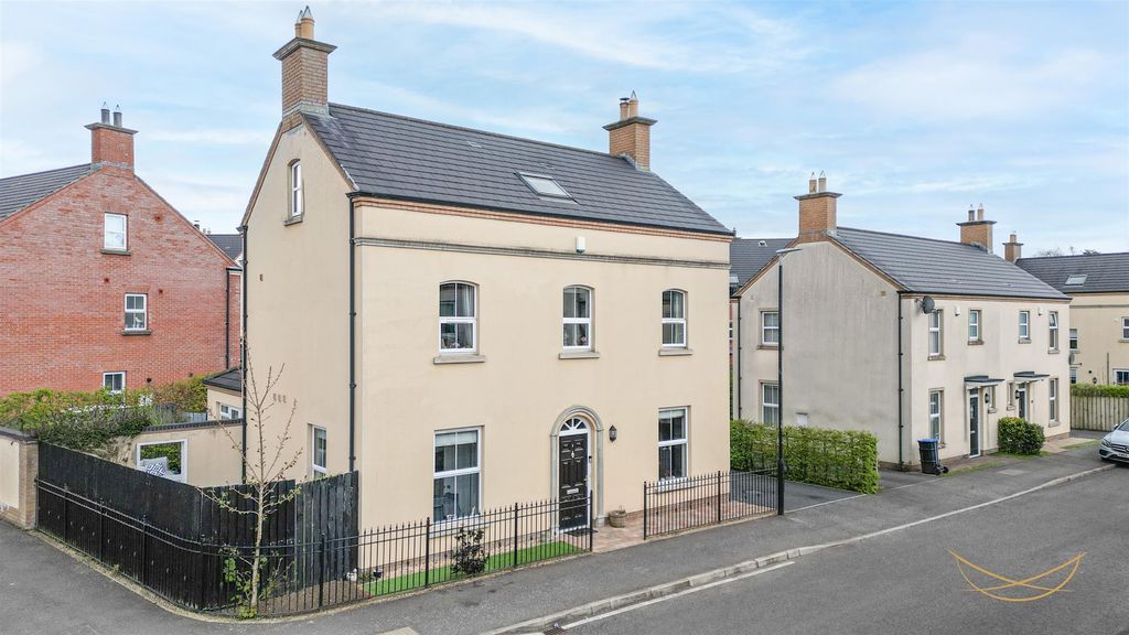 4 bed detached house for saleReaders Place, Ballyclare BT39