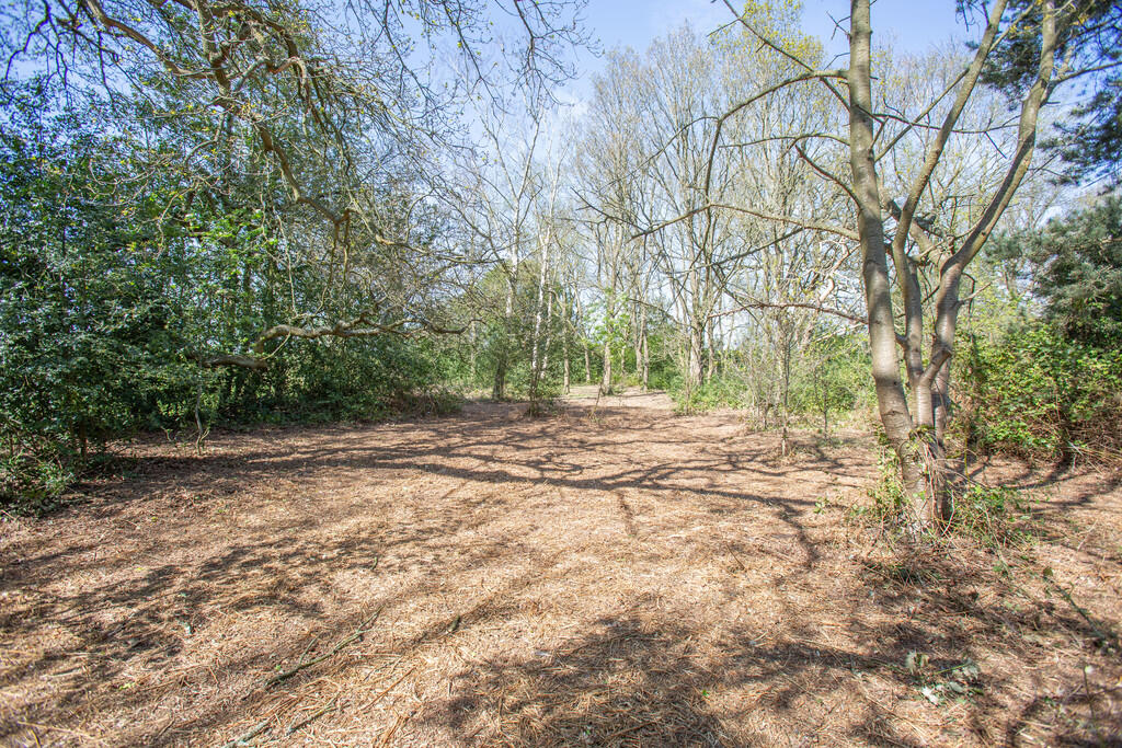 Additional image 28 of The Green, Bonehill, Tamworth