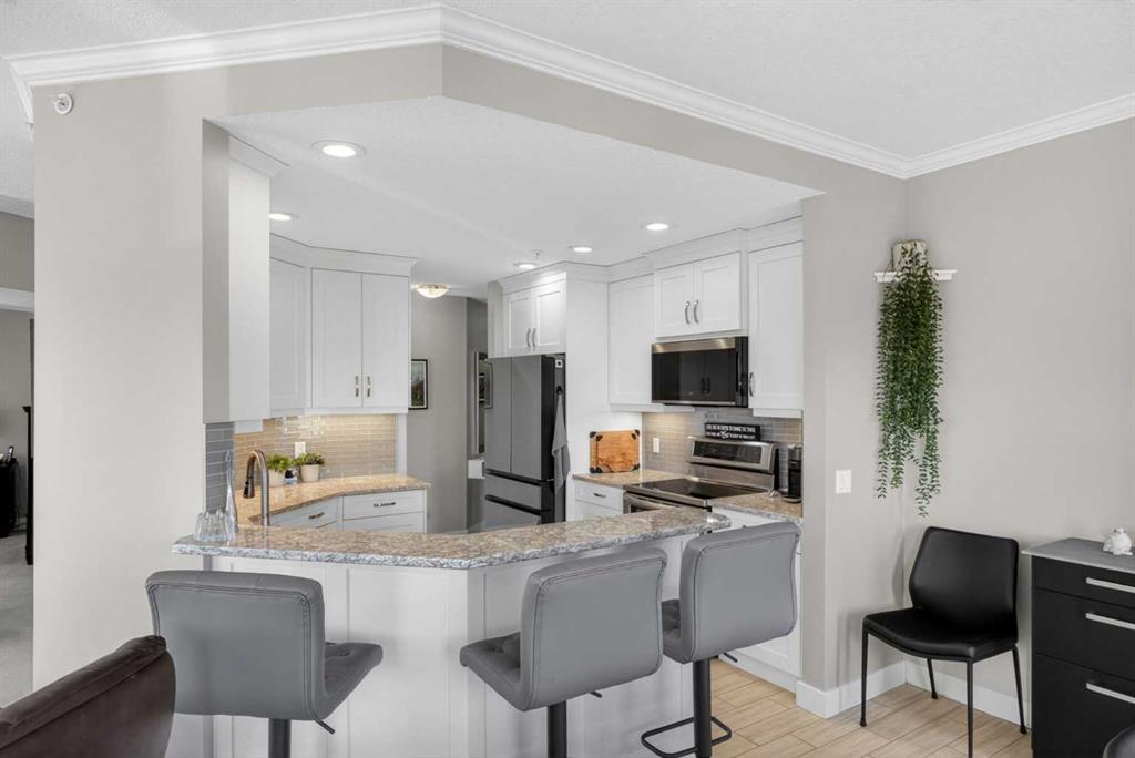 Additional image 4 of 202-200 Patina Court SW, Calgary, AB, T3H 4K9