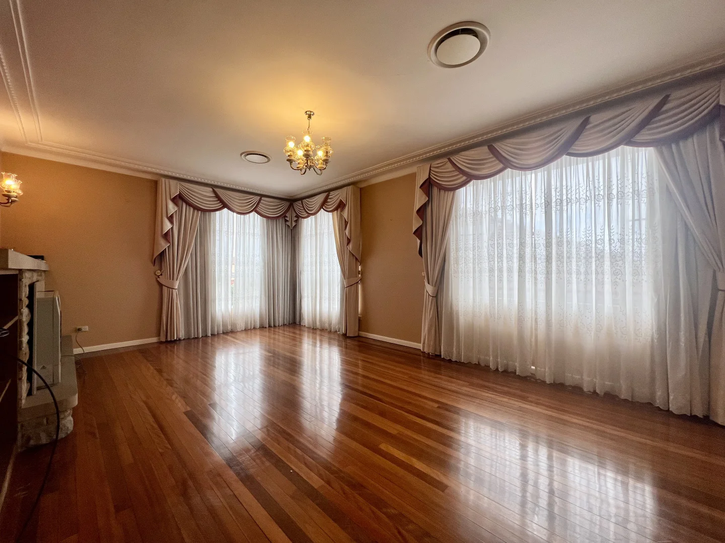 170 Quarry Rd, Ryde NSW 2112 photo 4
