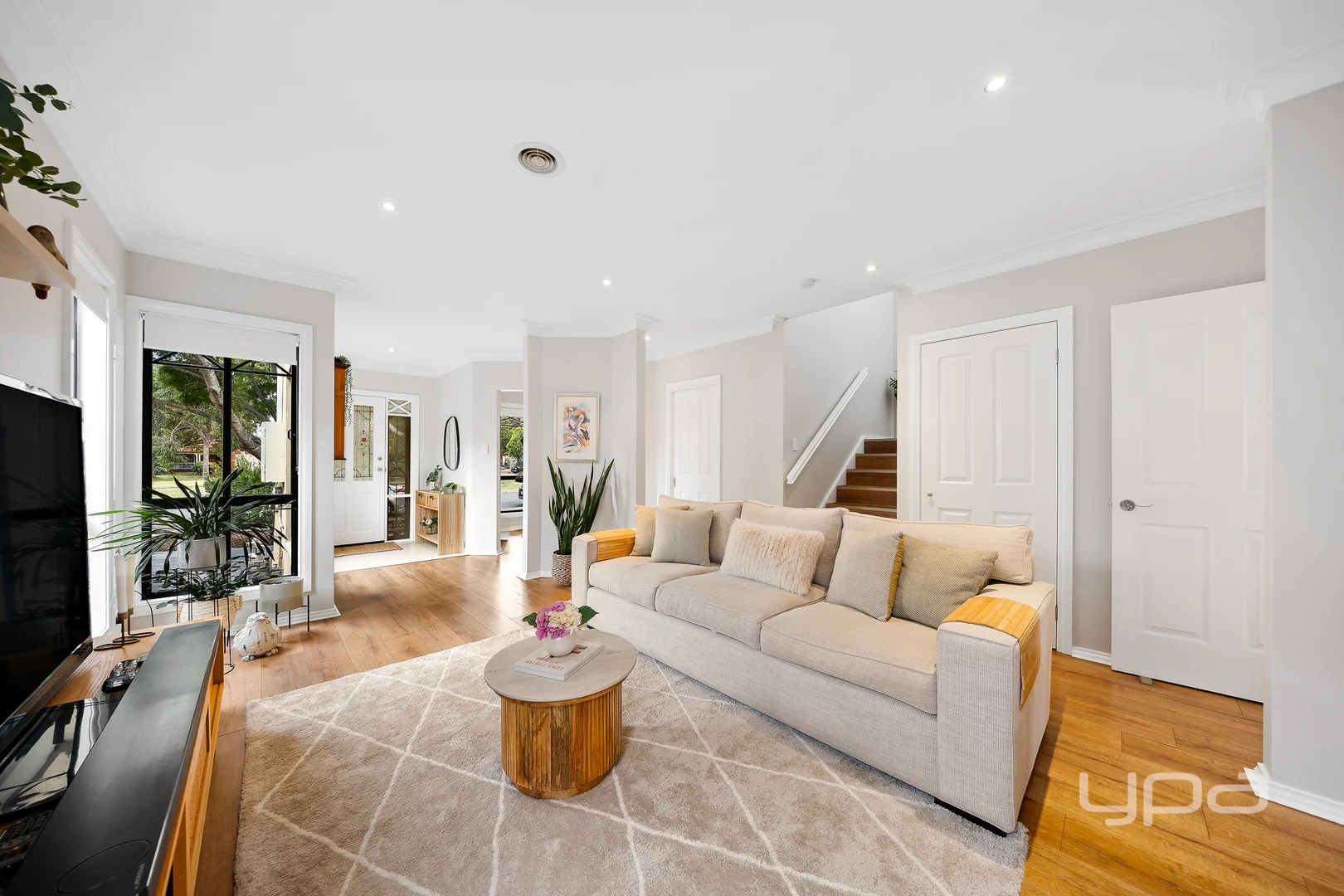 27 The Crescent, Point Cook VIC 3030 photo 4