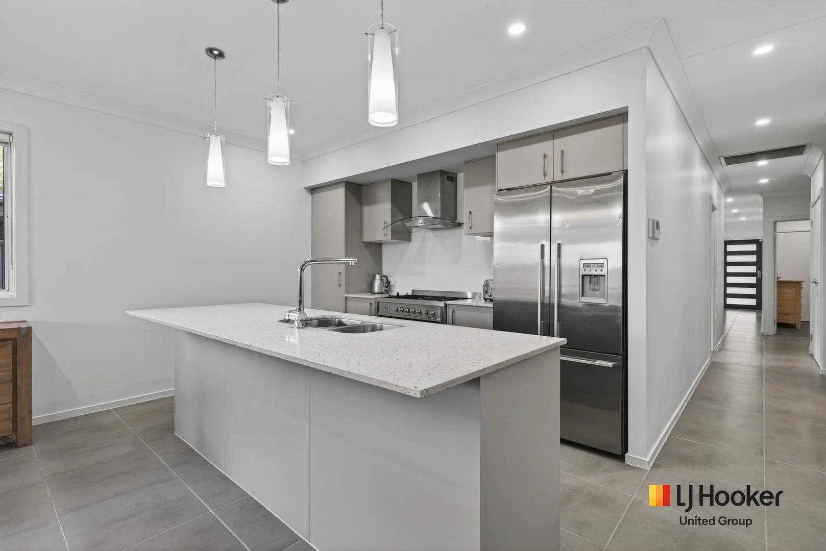 18 Bilson Road, Spring Farm NSW 2570 photo 4