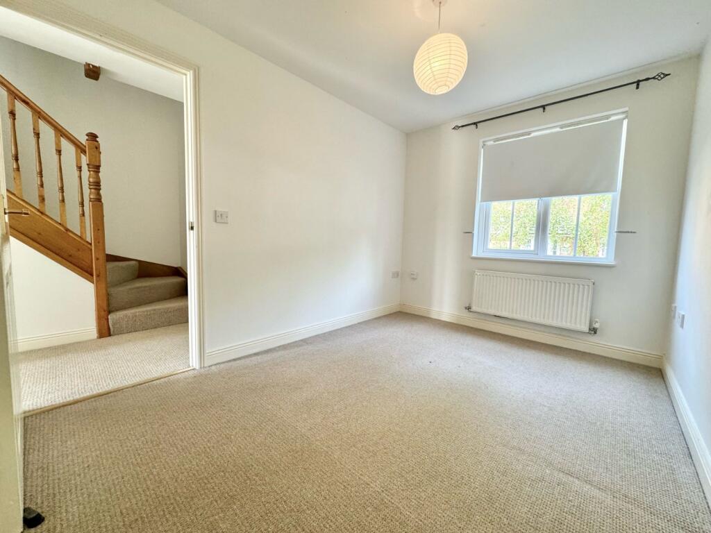 Laxton Grove, Solihull, West Midlands, B91 photo 3