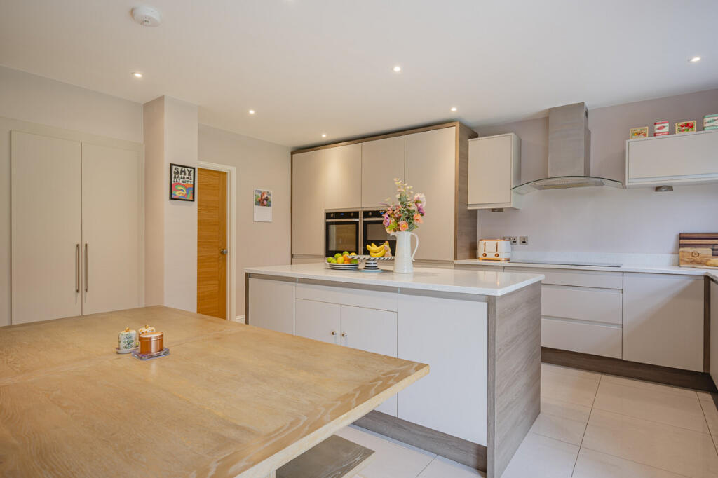 Additional image 14 of St Bernards Road, Solihull, B92 7AU