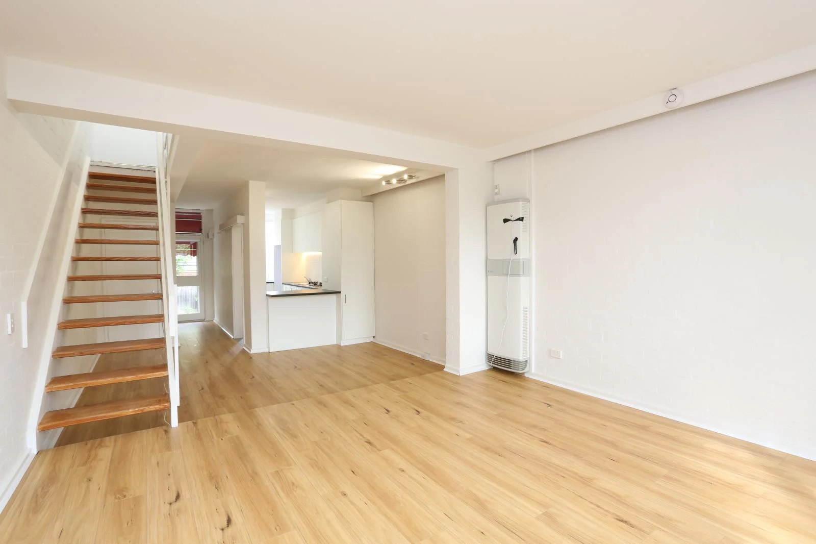 Additional image 5 of 10/18 Silverdale Road, Eaglemont VIC 3084