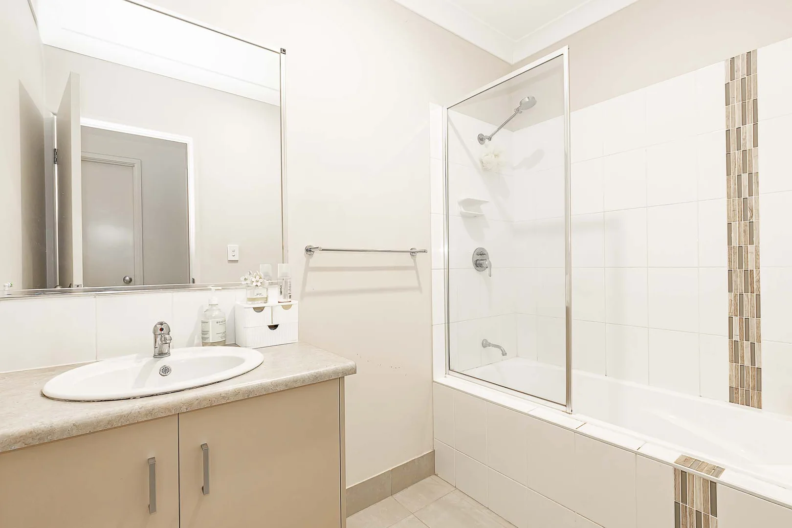 Additional image 9 of 1/2-49 Blaxland Crescent, Vincent QLD 4814