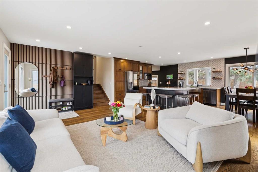 Additional image 3 of 28 Calandar Road NW, Calgary, AB, T2L 0P6
