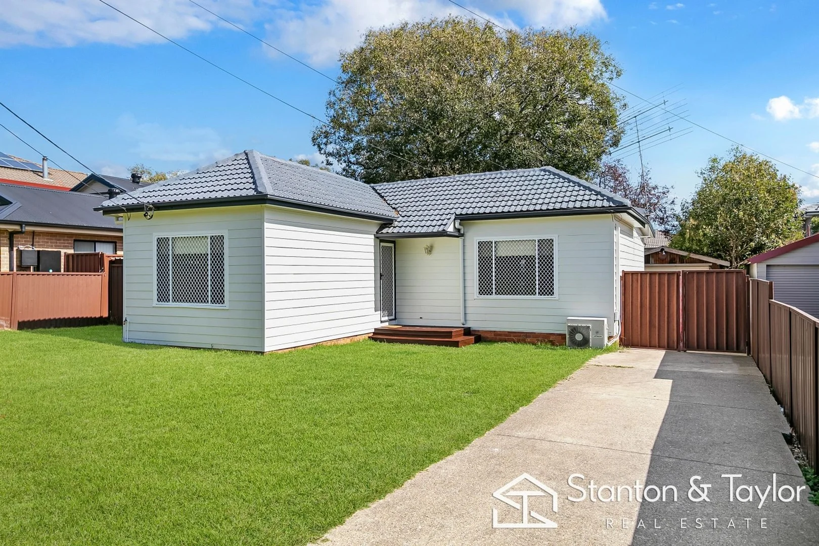 9 Penrose Crescent, South Penrith NSW 2750