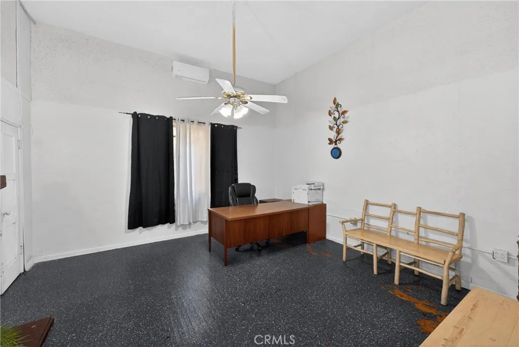 Additional image 74 of 7101 Menlo Ave, Los Angeles, CA 90044