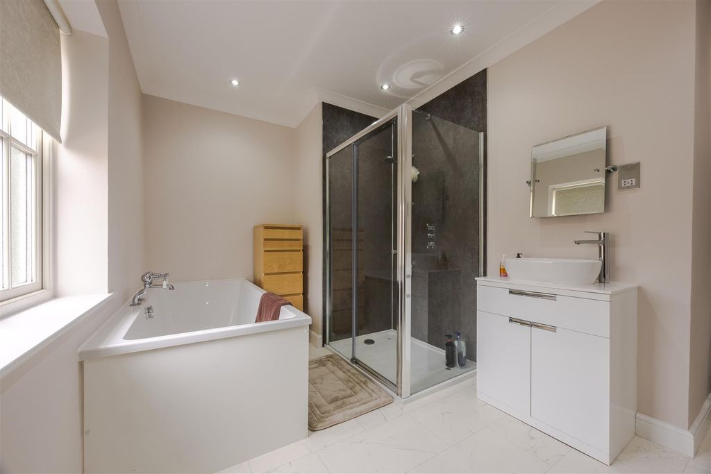 Additional image 17 of 5 bed detached house for saleHaytons Lane, Appleby DN15