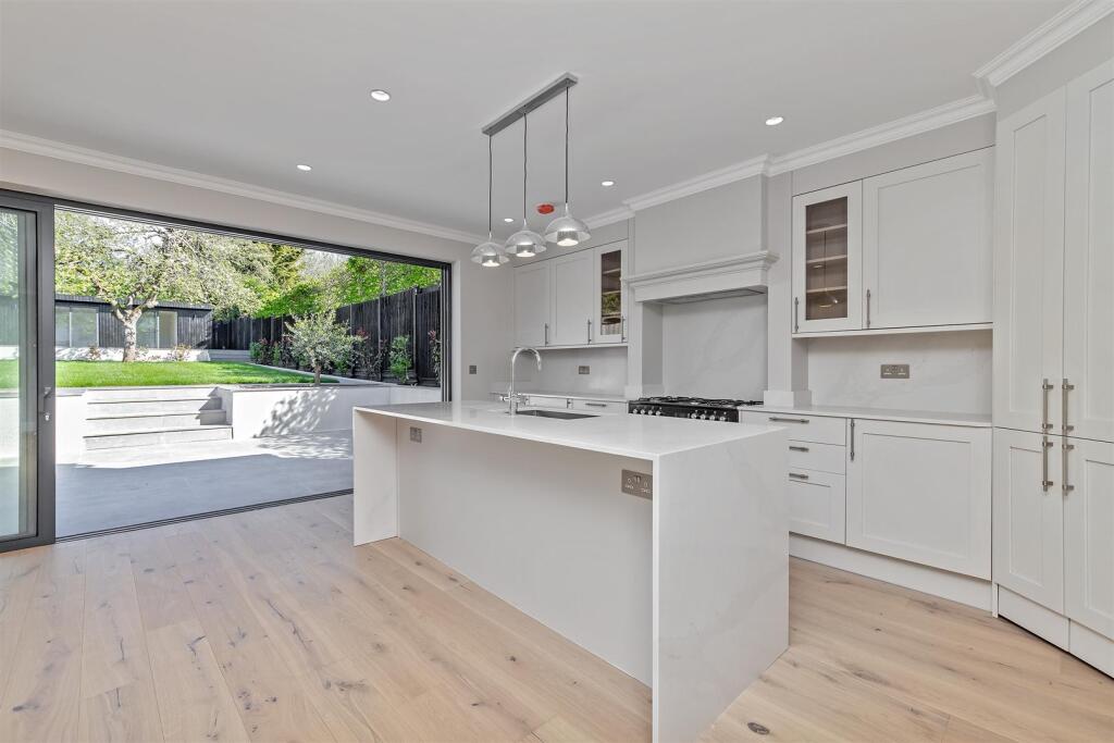 Batchwood Drive, St. Albans photo 3