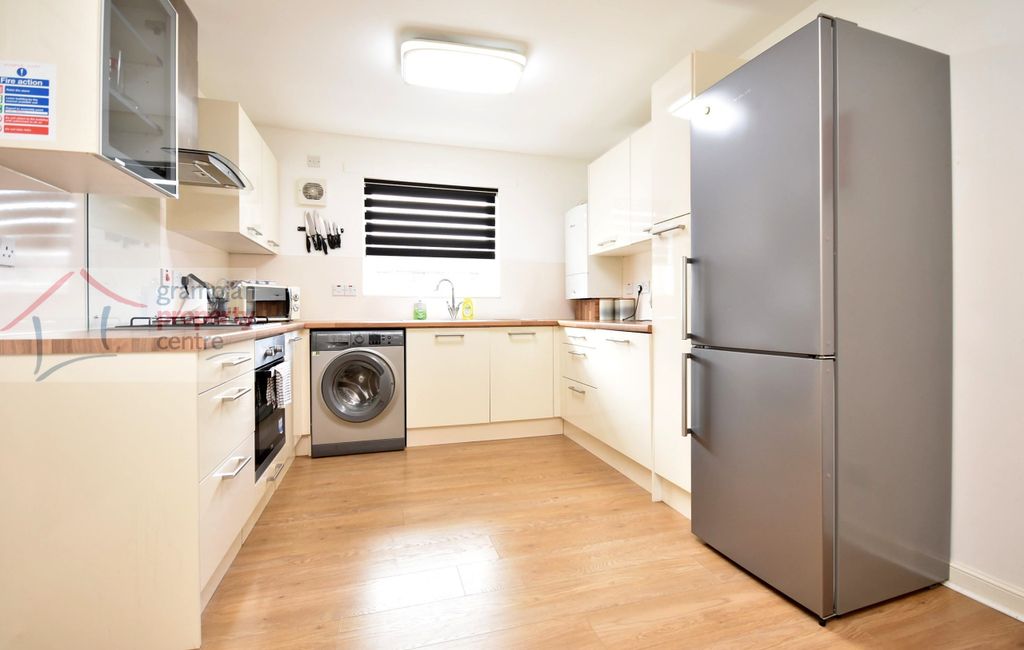 Additional image 6 of 2 bed flat for saleLesmurdie Court, Elgin IV30