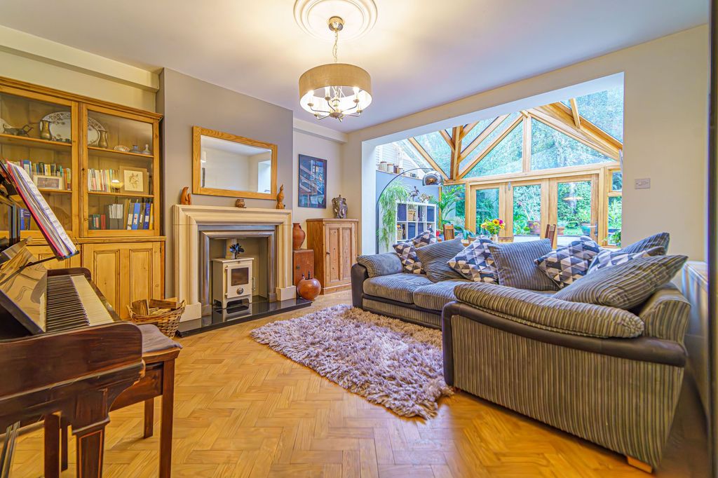 Additional image 16 of 3 bed semi-detached house for saleRidgeway Park Road, Newport NP20