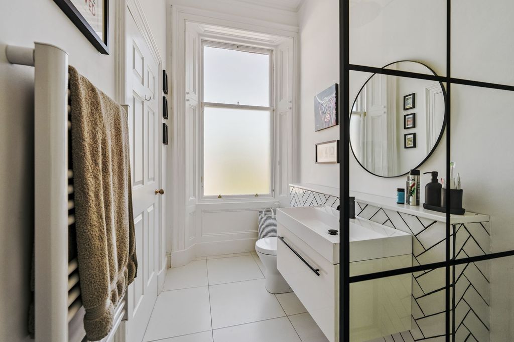 Additional image 22 of 4 bed town house for sale3 Prince Albert Terrace, Helensburgh G84