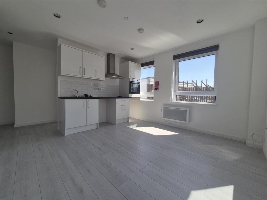 Additional image 4 of Priest House, Priest Street, Old Hill,