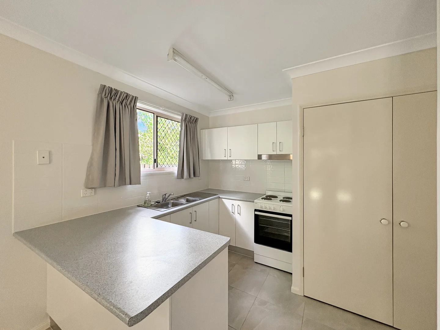 Additional image 4 of 3/8 Water Street, Mundingburra QLD 4812