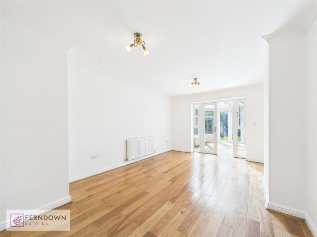 Additional image 3 of Leah Close, Marston Green, Birmingham, West Midlands, B37