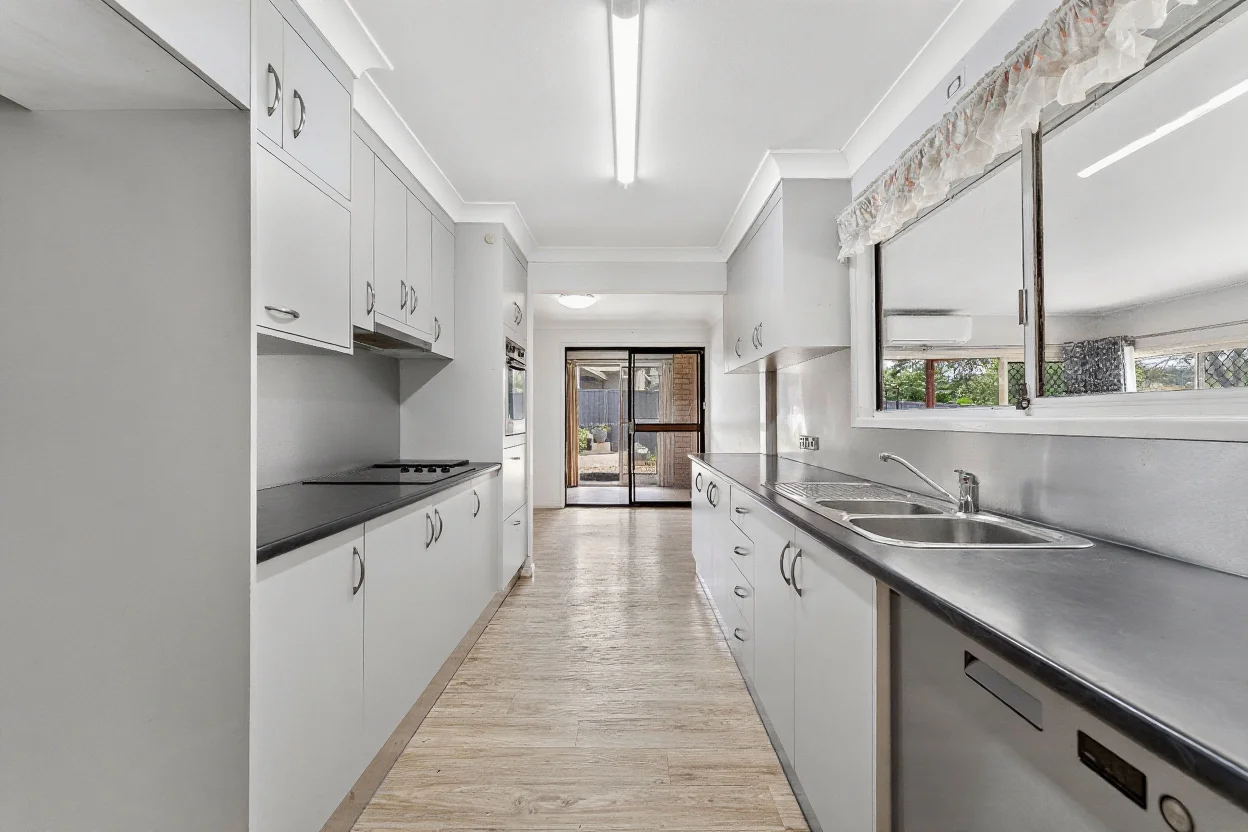 Additional image 2 of 5 Rochester Drive, Mount Warren Park QLD 4207
