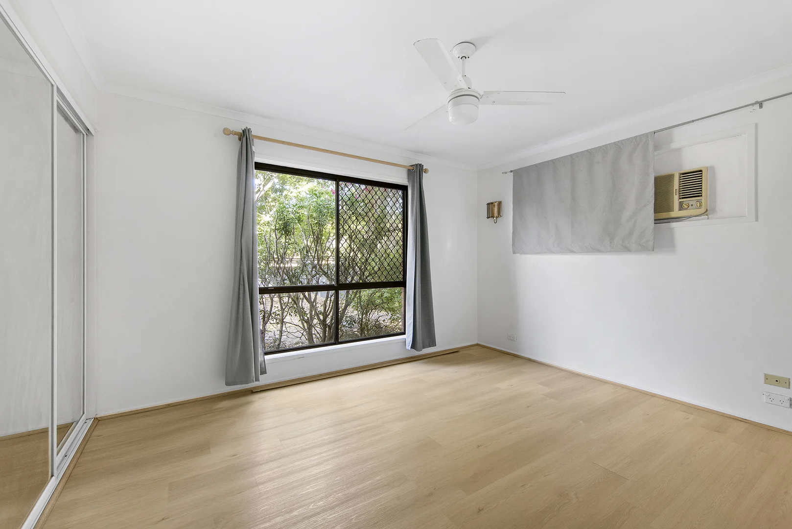 Additional image 9 of 50 Avonmore Street, Edens Landing QLD 4207