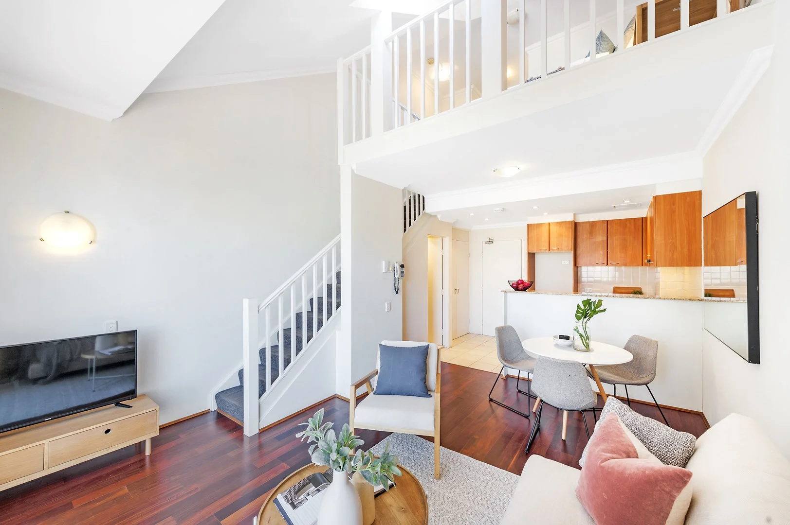 37/13 Ernest Street, Crows Nest NSW 2065