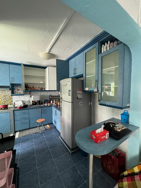 428 Tampines Street 41 photo 4