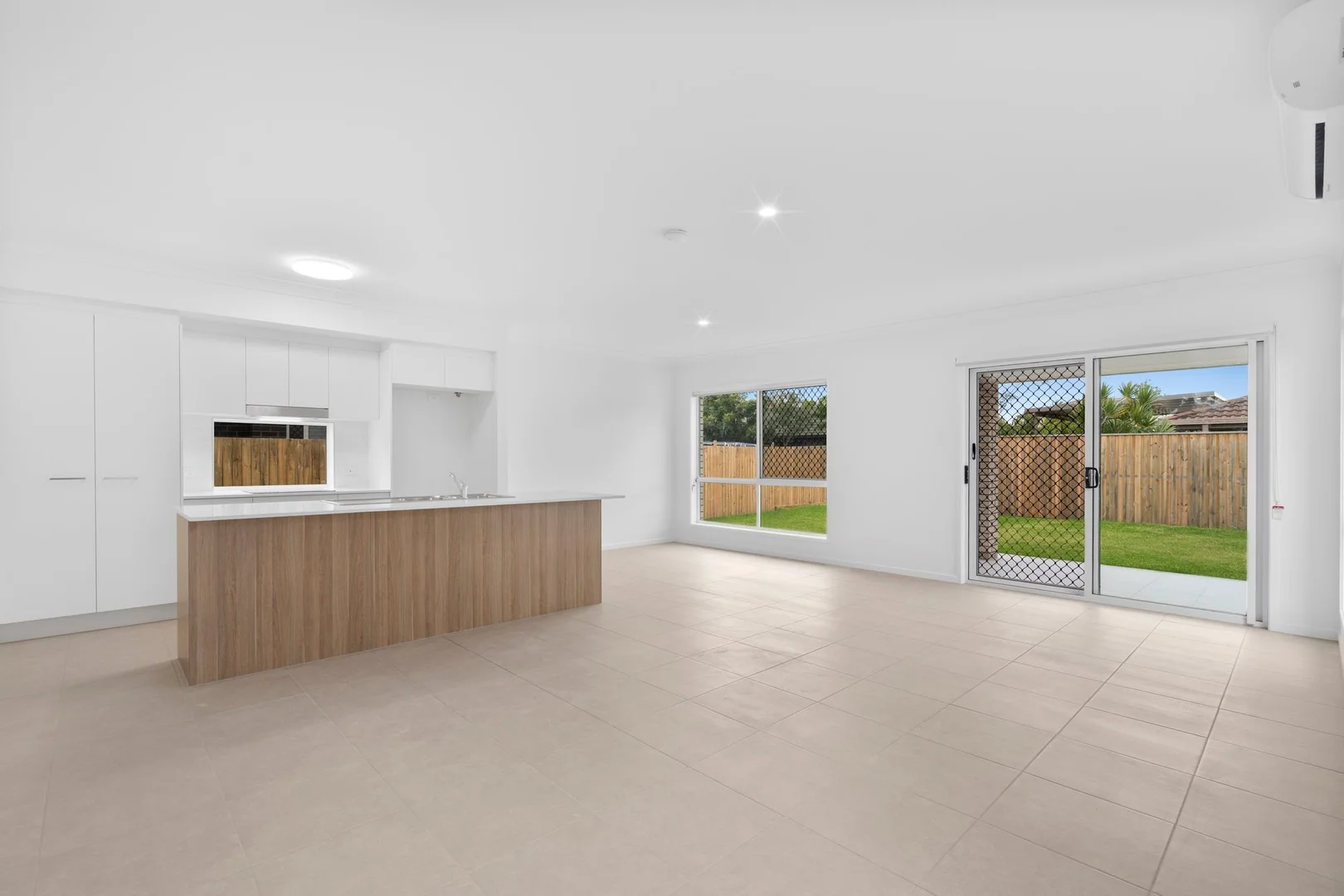 Additional image 2 of 271A Aberdeen Parade, Boondall QLD 4034