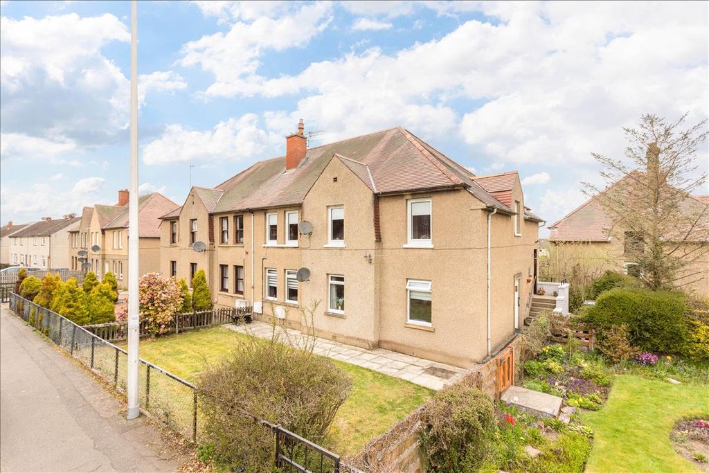 3 bed flat for sale154 Eastfield Drive, Penicuik EH26