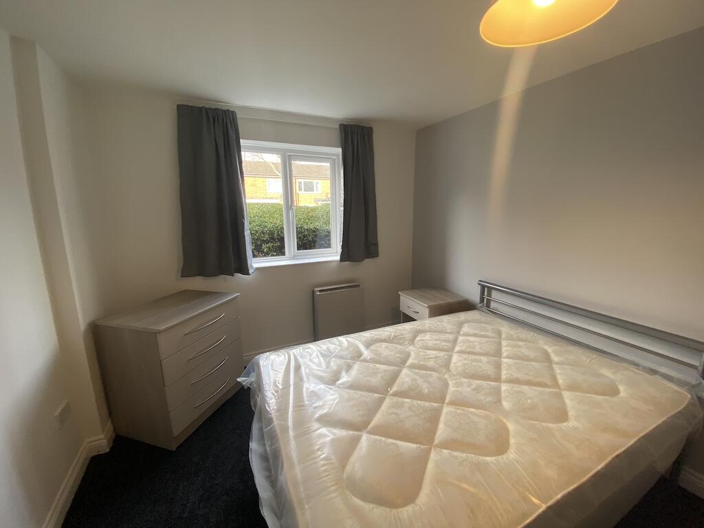 Harleyfield Court photo 4