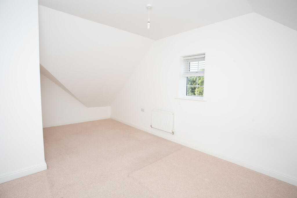 Millstone Way, Harpenden, Herts, AL5 photo 3