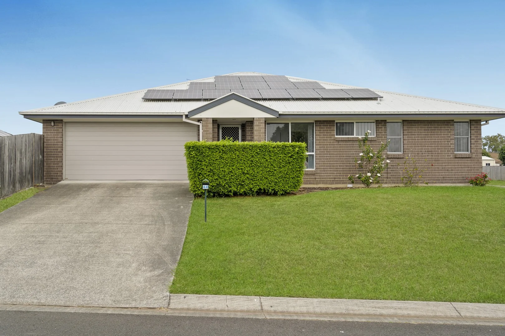 44 Wattle Crescent, Raceview QLD 4305