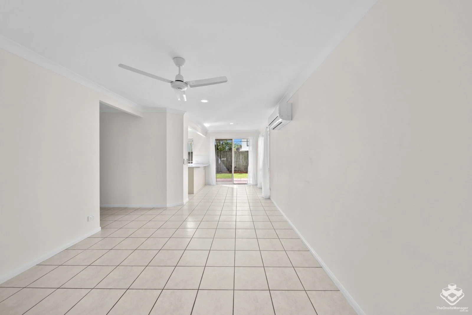 Additional image 3 of ID:21174049/8 Gemview Street, Calamvale QLD 4116
