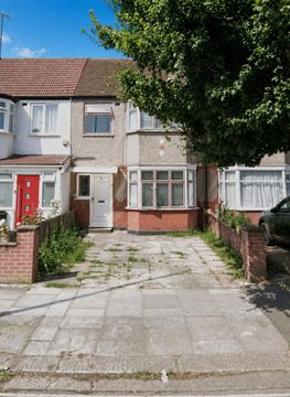 Tavistock Avenue, Perivale, Greenford UB6, Studio to rent