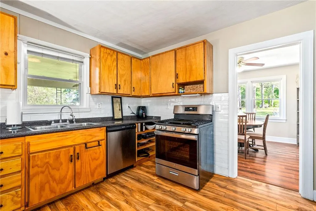 Additional image 31 of 1612 33rd Street, Valley, AL 36854