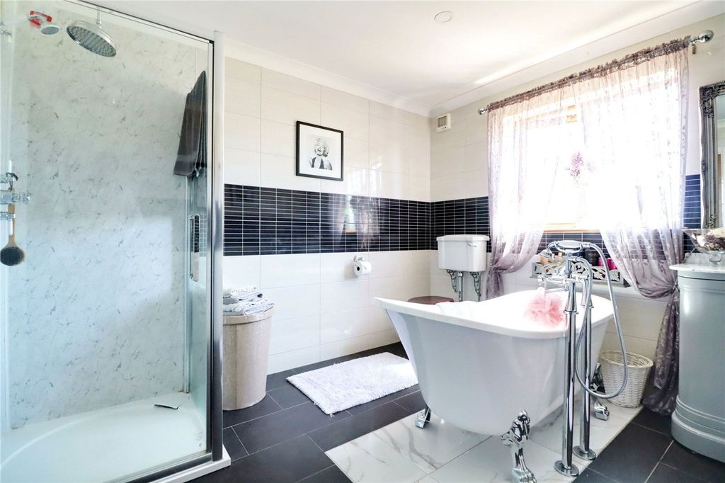 Additional image 29 of 6 bed detached house for saleGodnow Bridge, Crowle DN17
