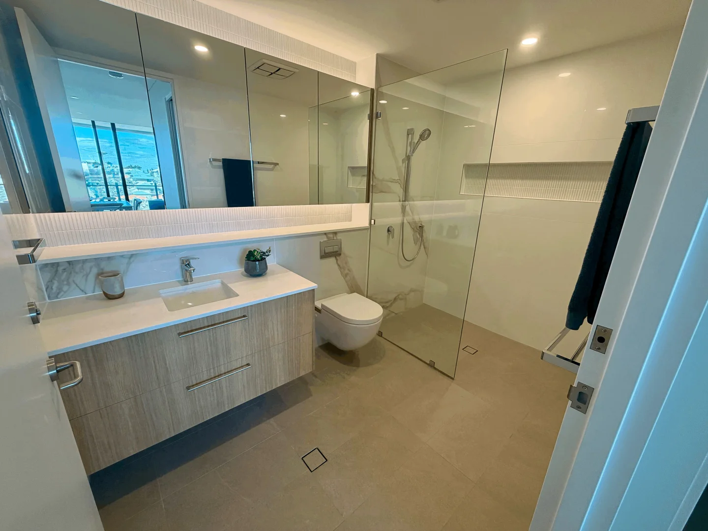 Additional image 12 of 409/10 Nautlius Avenue, Scarborough WA 6019