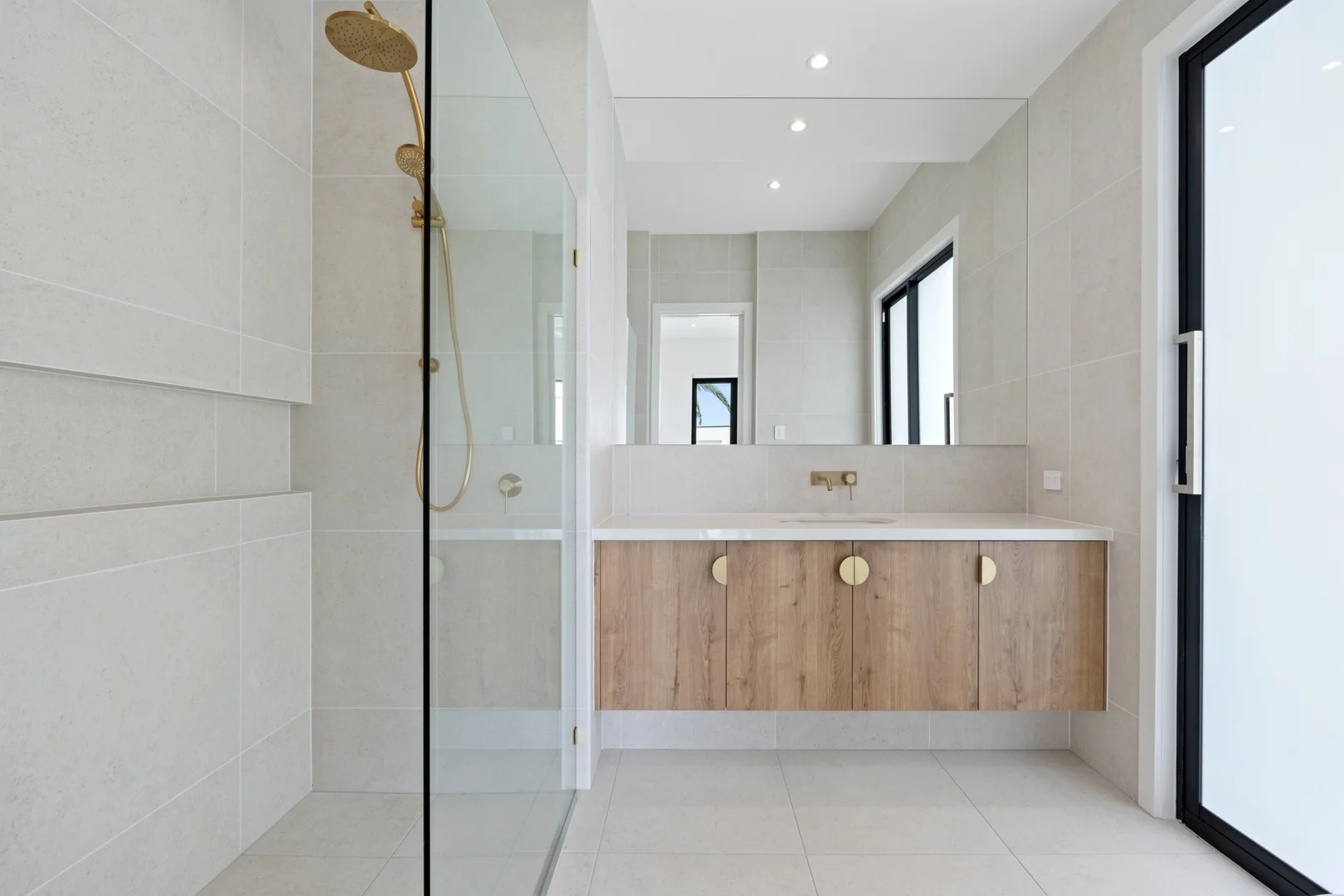 Additional image 5 of 8 Lake Serenity Boulevard, Helensvale QLD 4212